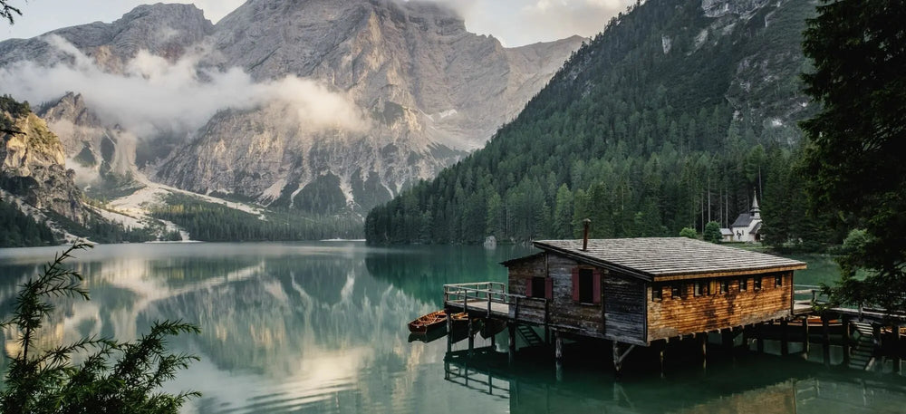 Mountain Cabin on Lake